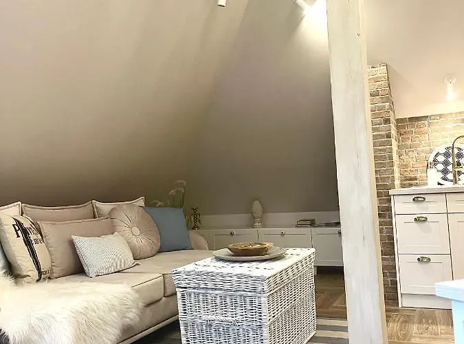 Апартаменты Kamienica Arte 5 Устка